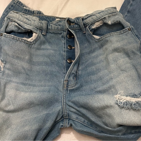 Cello Highly Distressed Blue Jeans 13/31 Frayed 5 Button Fly Crotch Solid - Picture 4 of 8